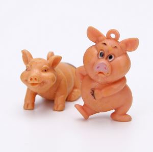 Venda quente bonito dos desenhos animados Mini porco cápsula brinquedo plástico PVC