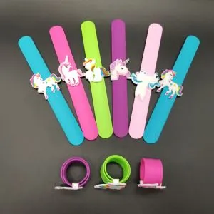 Brinquedo de pulseira de palmas de unicórnio